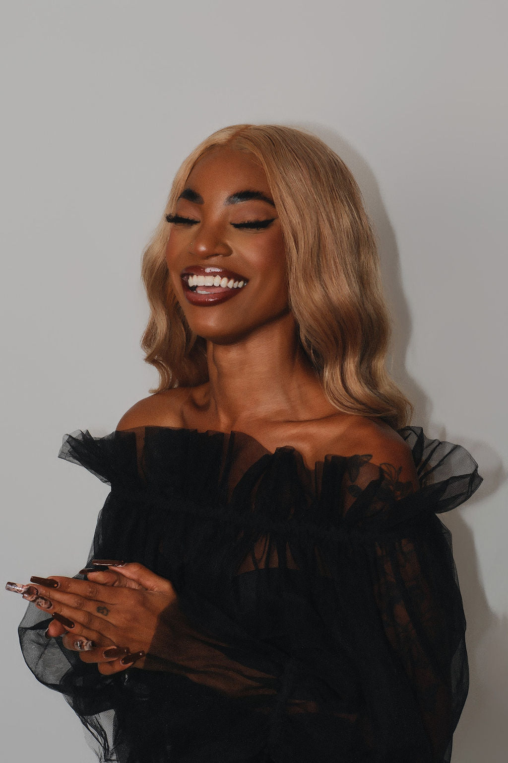 Hey Summer Top - Black Tulle Off-Shoulder Blouse - Dimaz